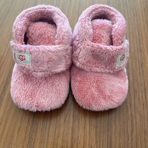 UGG Baby Pink Fuzzy Booties - Size 2/3
